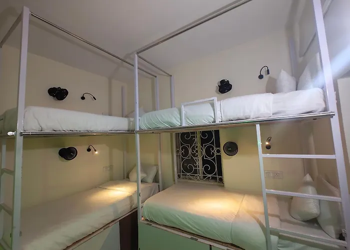 Hot - House Of Travellers, Vagator Hostel